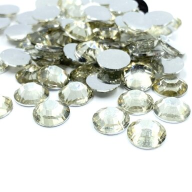 SS40 (8,4-8,6mm) gelsvos sp. ne hotfix plastiko kristalai, ±70vnt.