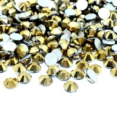 SS8 (2,4-2,5mm) aukso sp. ne hotfix stiklo kristalai, ±720vnt.