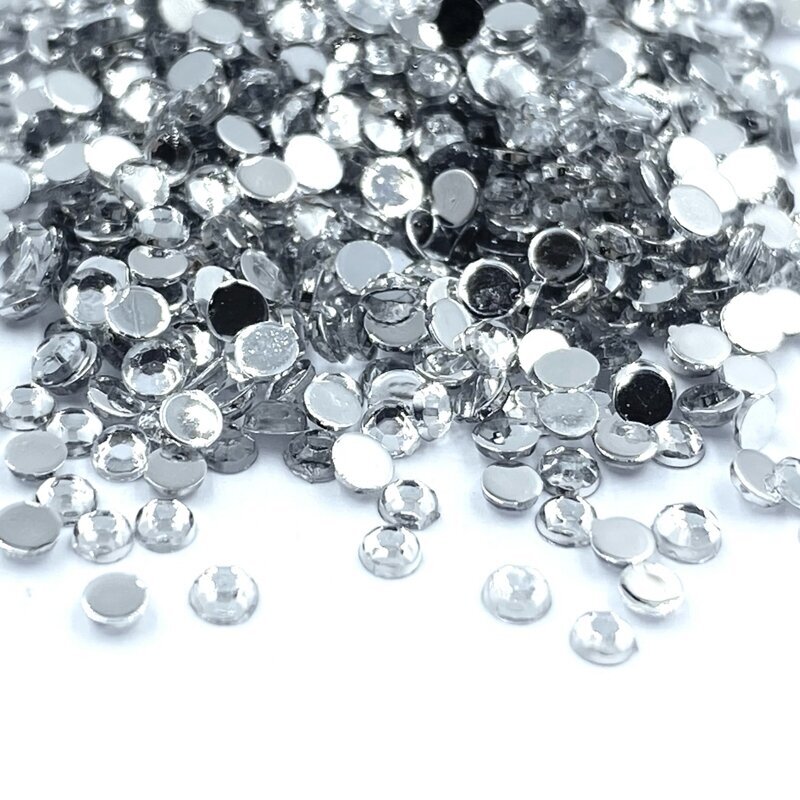 SS6 (2,1-2,2mm) skaidrios sp. ne hotfix plastiko kristalai, ±720vnt.