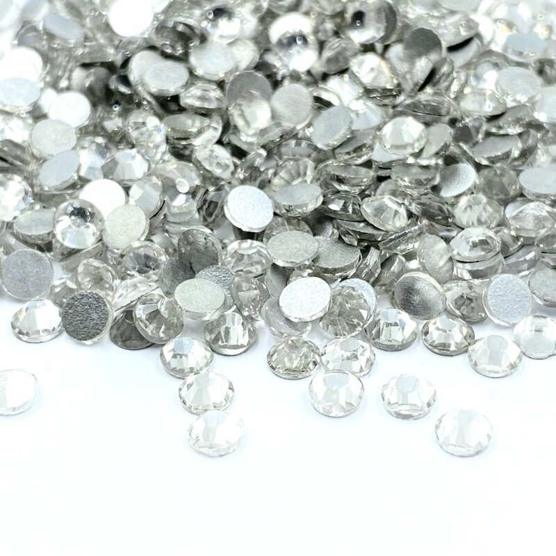 SS8 (2,4-2,5mm) pilkos sp. ne hotfix stiklo kristalai, ±720vnt.