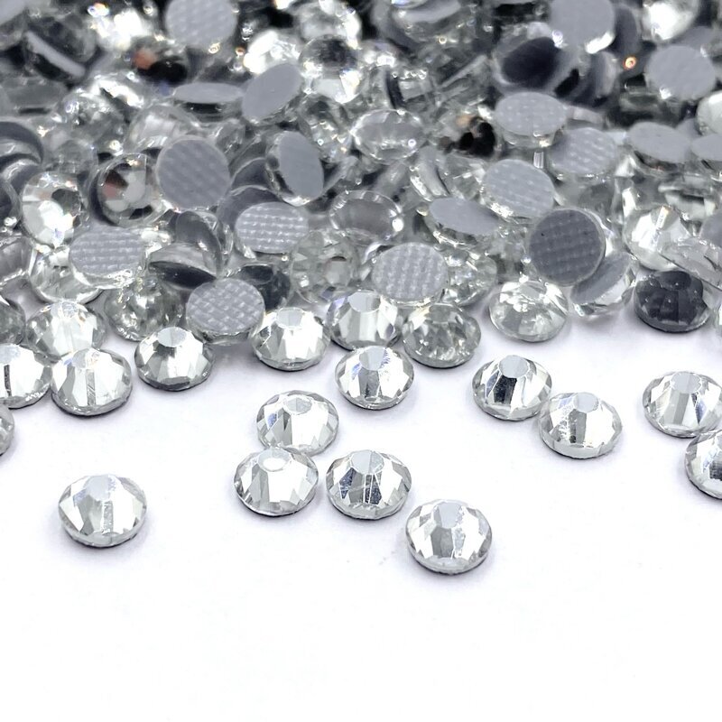 SS8 (2,4-2,5mm) skaidrios sp. hotfix stiklo kristalai, ±720vnt.